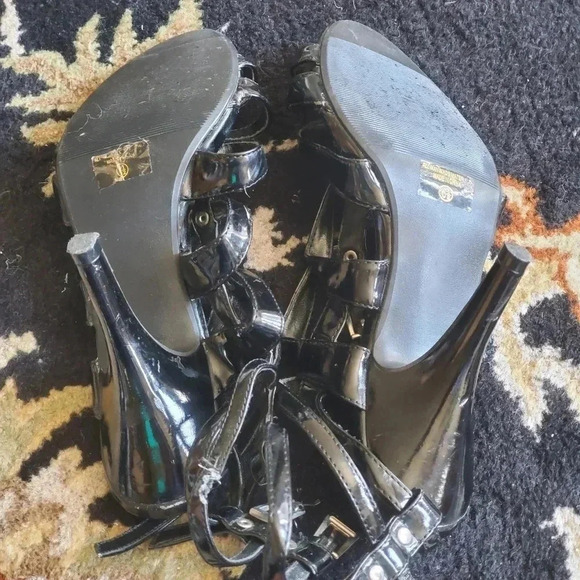 Delicious size 6 1/2 heels 👠​​​ - Picture 6 of 6